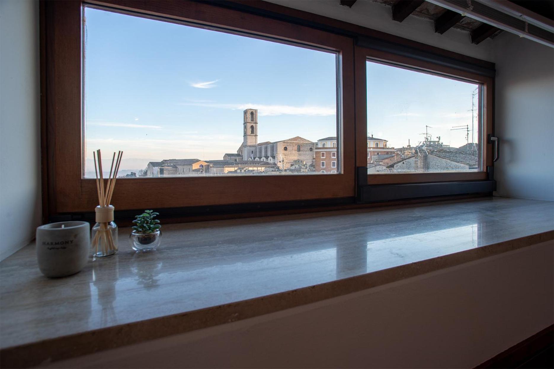 Panoramic Apt - A Due Passi Dal Centro - Italywego Perugia Bagian luar foto